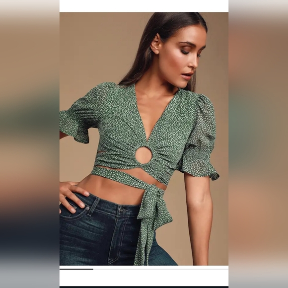 NWT! J.O.A. Anthropologie Spring Polka Dot Print Women's Ariel Wrap Crop Top XS - Picture 15 of 16